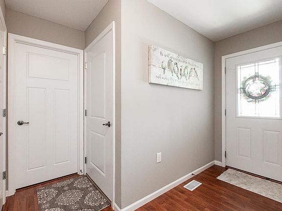4th image of 162 Saint Christopher Ct