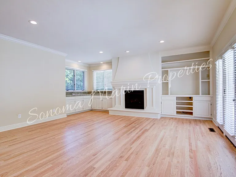 4626 Bennett View Dr — Photo 24