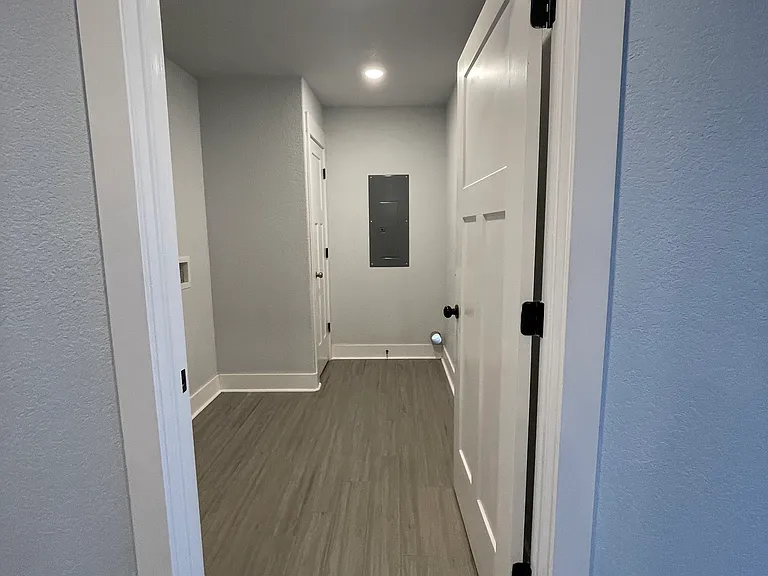 218 S Mock St #3 — Photo 7