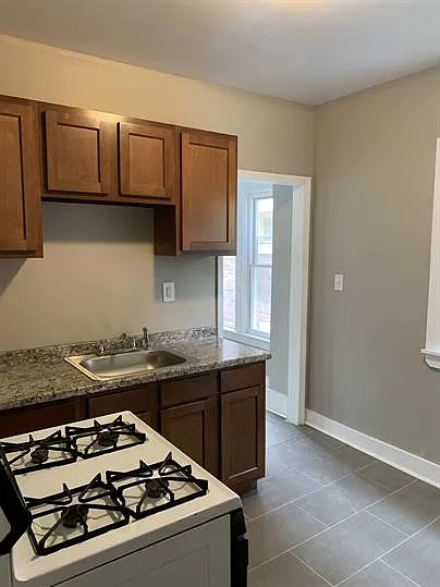 1500 Clairmount Ave #B — Photo 3