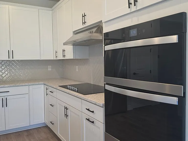 23386 Arbors Terrace Rd NE — Photo 13