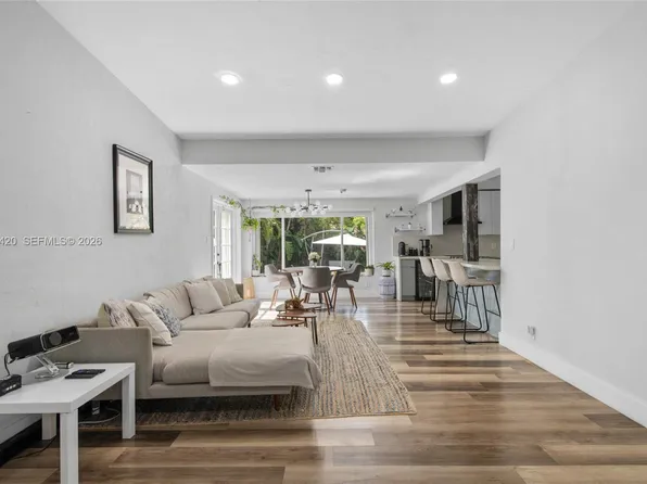 1704 SW 9th St, Fort Lauderdale, FL 33312