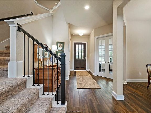 3rd image of 21818 Soncy Way