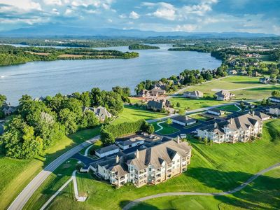 565 Rarity Bay Pkwy #102, Vonore, TN, 37885