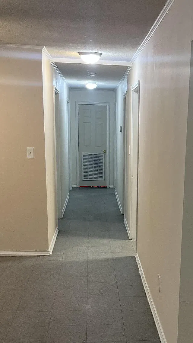 3 bed, 1289 sqft, $1,400 — Photo 4