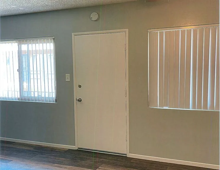 1510 Orizaba Ave — Photo 5