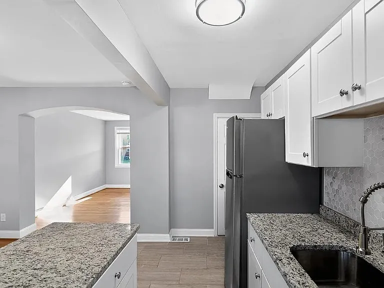 3425 Dunran Rd — Photo 10