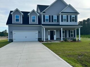 407 Silverstone Pl, Hubert, NC 28539