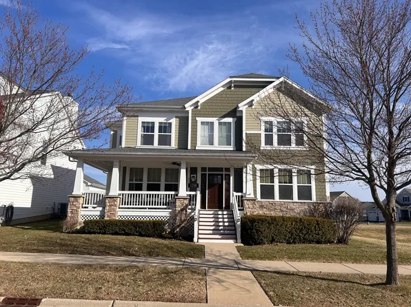 1298 Airs Ave, Sugar Grove, IL 60554