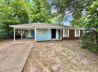 3757 Ridgemont Rd, Memphis, TN 38128