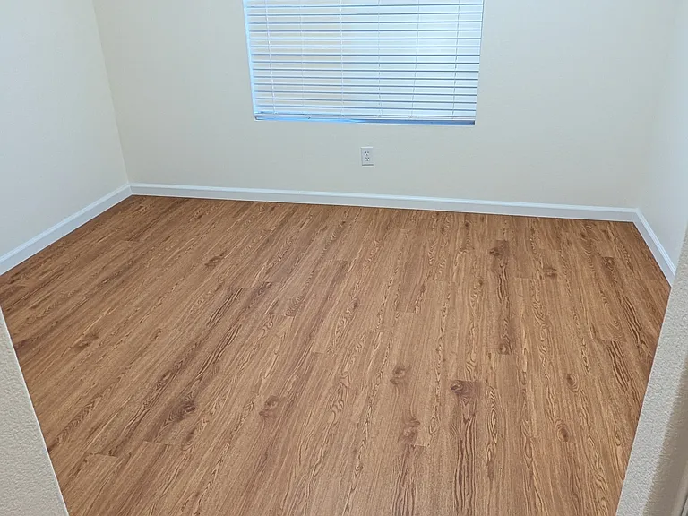 7904 Rotella Dr — Photo 12