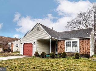 33 Blanchard Dr, Deptford, NJ 08096