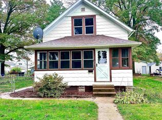 1815 4th St, Moline, IL 61265