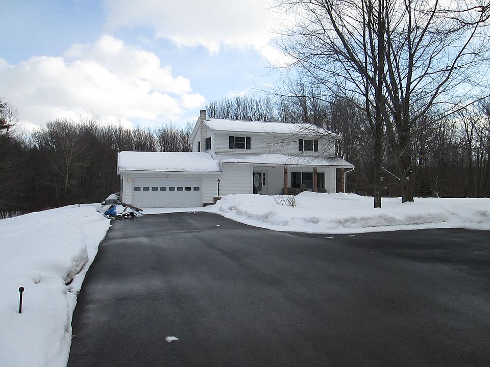 4 beds, 1.5 baths, 3.8 acres