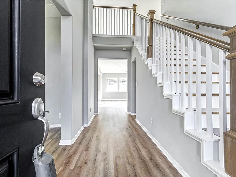 15010 Golden Summer Ct — Photo 5