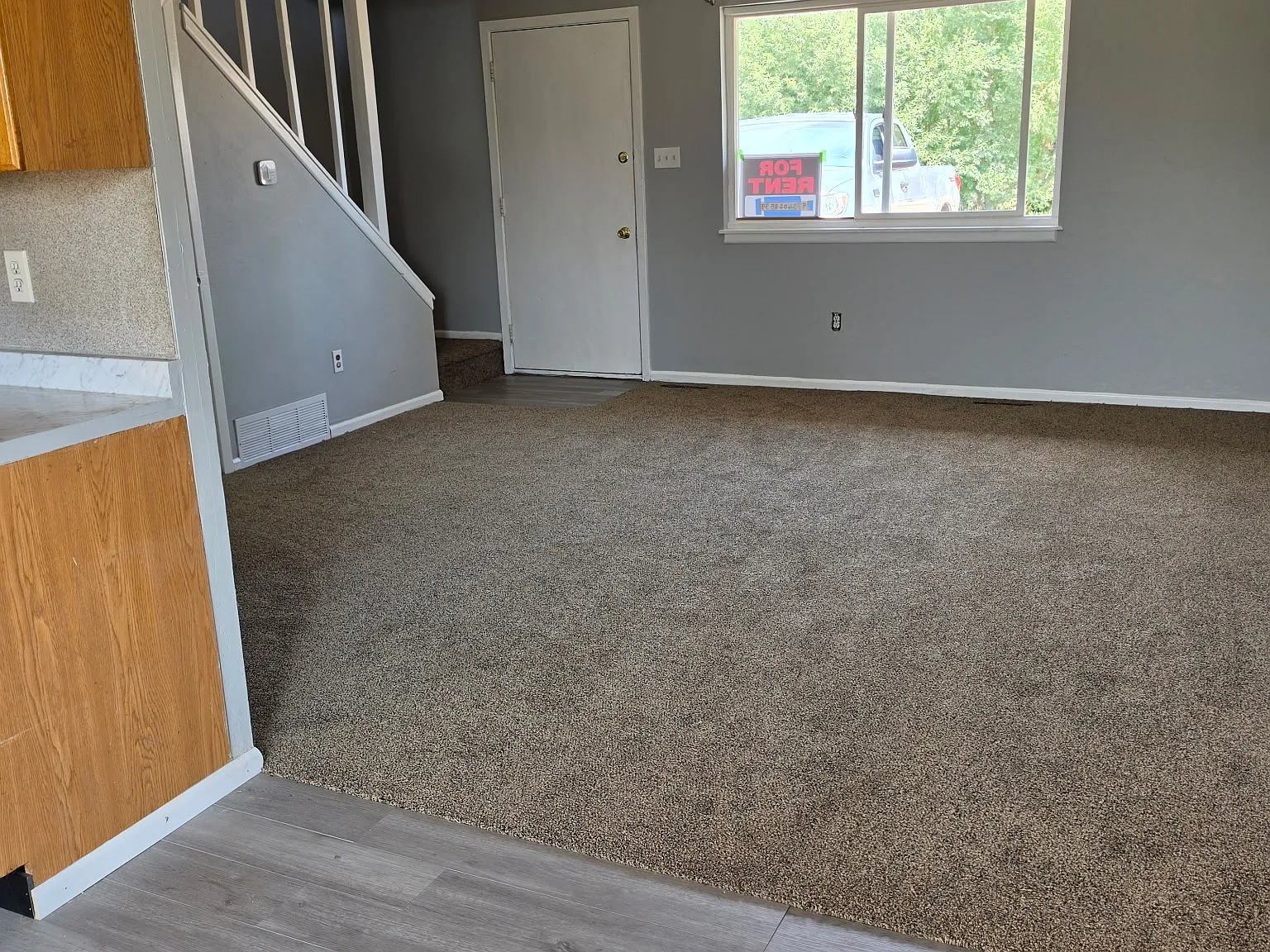 3 bed, $1,700 — Photo 2