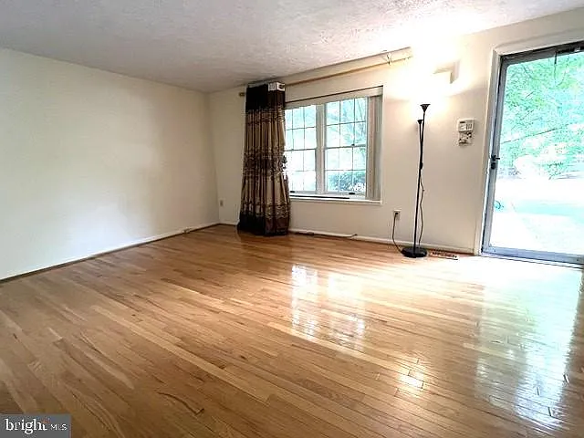 11022 Outpost Dr — Photo 2
