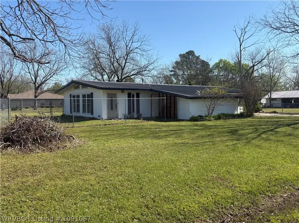 1401 Kali Inla Ave, Hartshorne, OK 74547