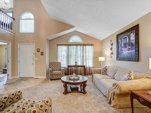 4th image of 7978 Priestley Dr