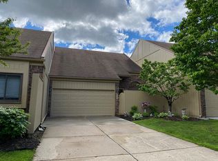 2233 Siboney Ct #136, Rochester Hills, MI 48309