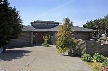2nd image of 537 Oceana Dr