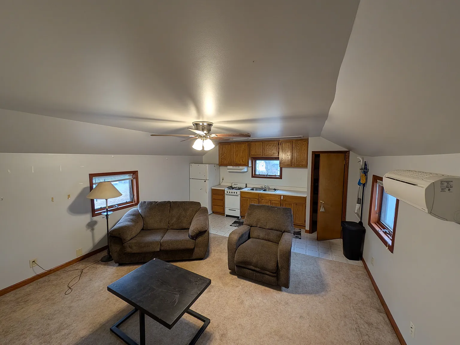 1 bed, 550 sqft, $700 — Photo 1