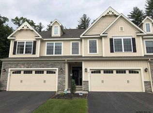 81 Ordelia Ln, Round Lake, NY 12151