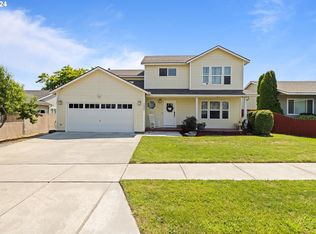 1590 NE Gladys Dr, Hermiston, OR 97838