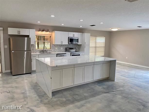1st image of 119R Aldean Dr