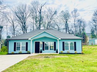 1206 Ridgewood Dr, Concord, NC 28027