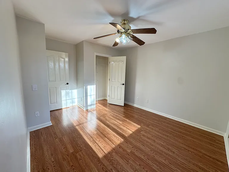 15813 Prestwoods Ln — Photo 30