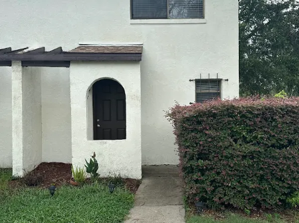 2635 SW 35th Pl, Gainesville, FL