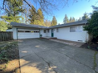 17840 SW Tamara Ave, Lake Oswego, OR 97035