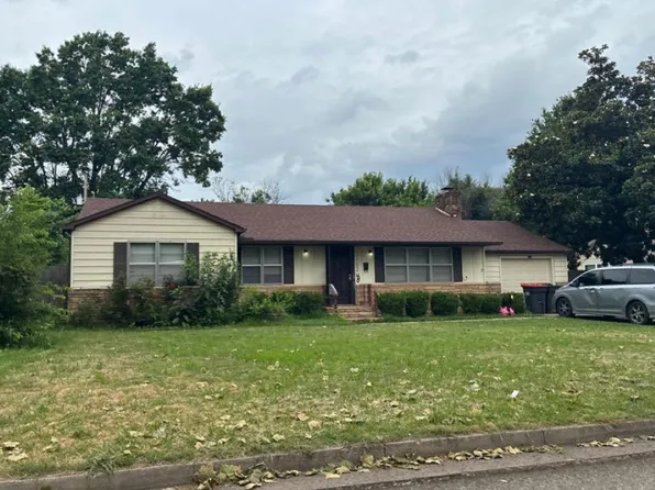 1102 Shipley St, Springdale, AR 72764