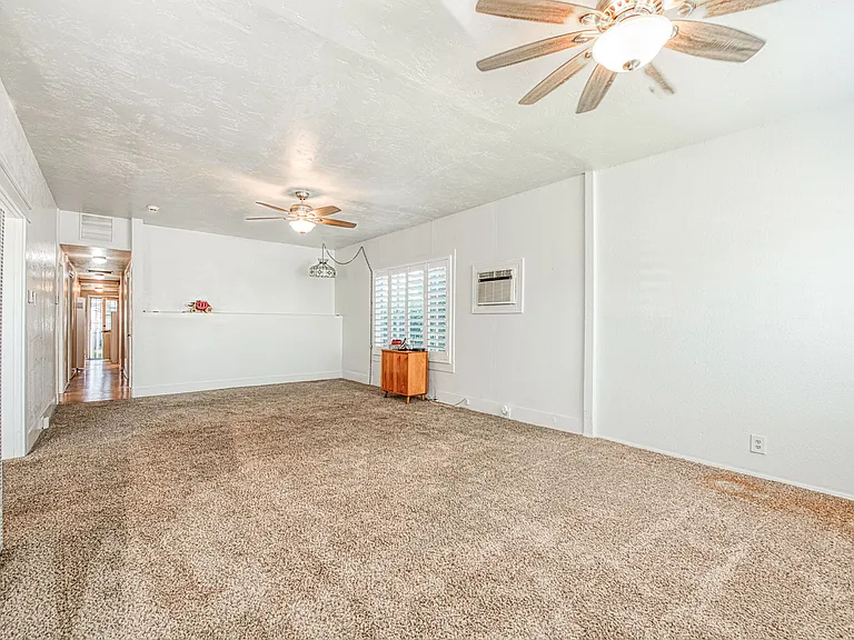 2434 Yerba St — Photo 11