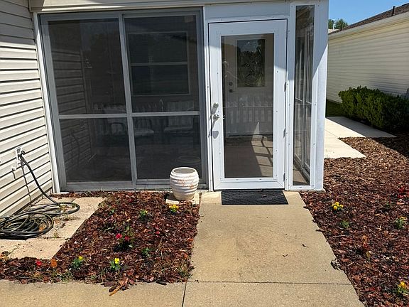 2nd image of 17391 SE 78th Harmony Cir