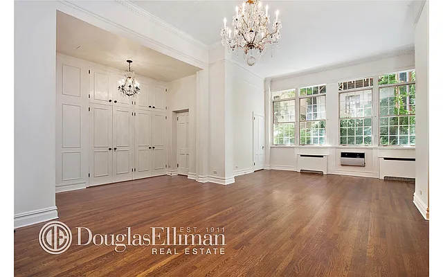 Rented by Douglas Elliman | media 23