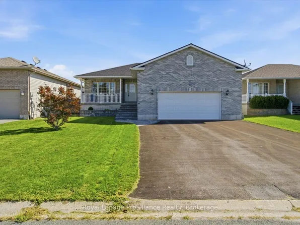 35 Forest Valley Dr, Quinte West, ON K0K 2C0