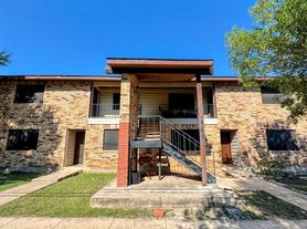 1102 S Harley Dr, C