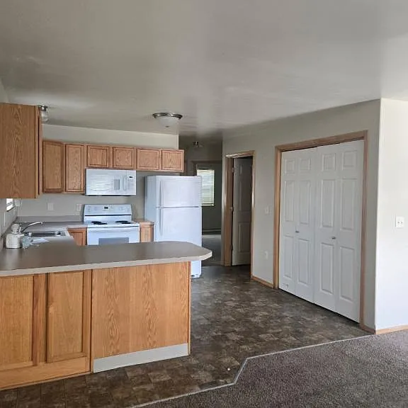 106 E Dudley St #1 — Photo 3