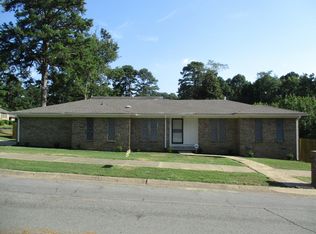 8705 Labette Dr, Little Rock, AR 72204