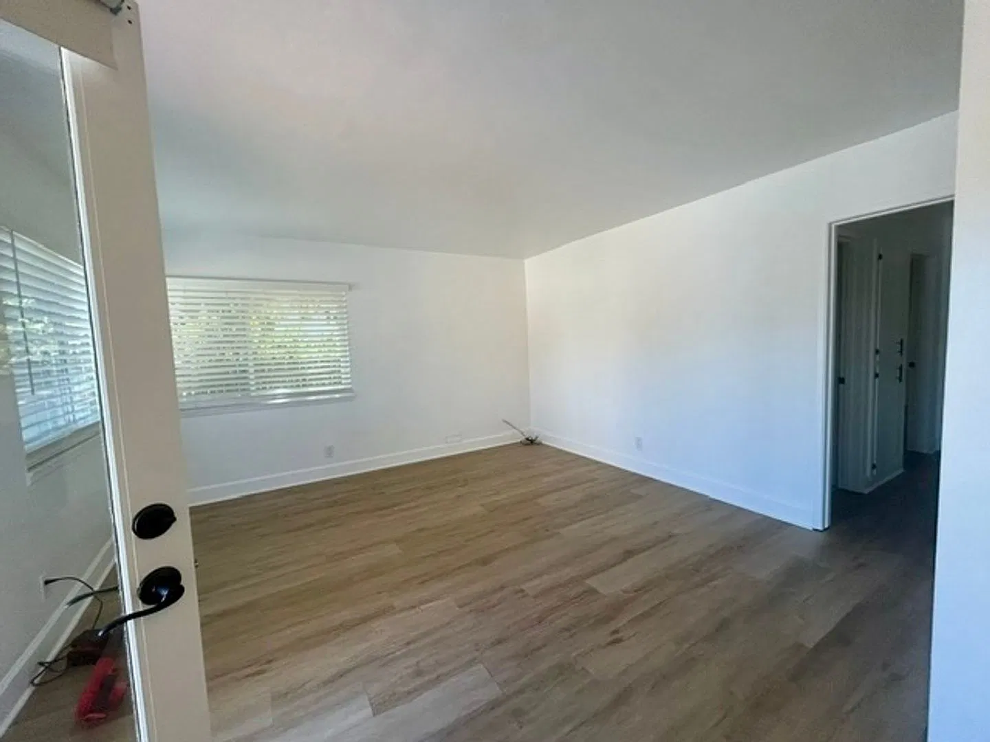 1014 Chino Street — Photo 2