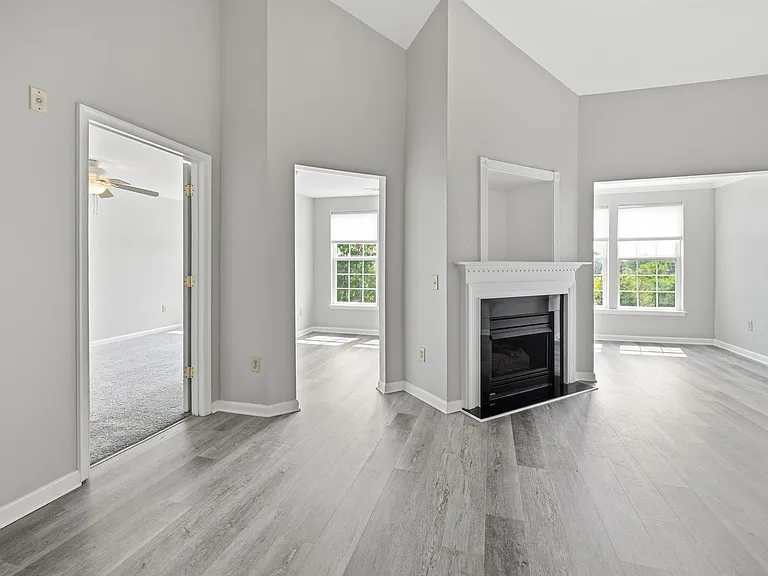 191 Somervelle St #407 — Photo 5