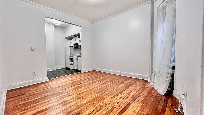 1st image of 491 Amsterdam Ave #2C