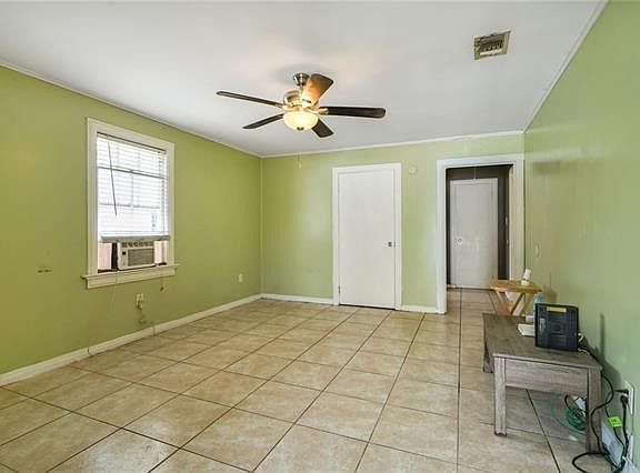 4th image of 1151 Avenue D