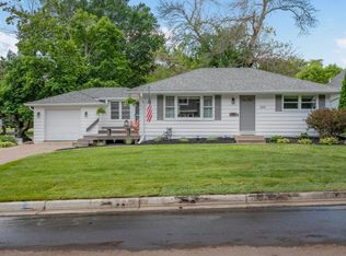 424 Tyler Ave S, Edina, MN 55343