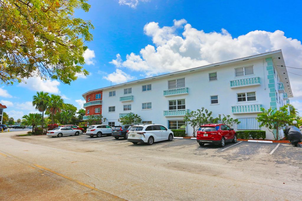 600 Pine Drive #209, photo 5