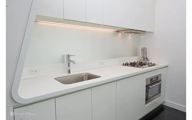 Rented by Douglas Elliman | media 17