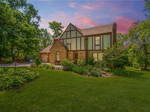 260 Chapel Dr, Elizabeth, PA 15037