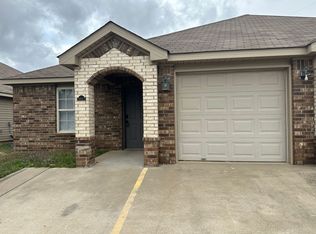 3302 SW Victoria Pl APT 1 & 2, Bentonville, AR 72712